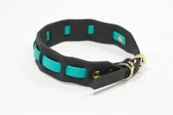 Bellepet Halsband "Pure Farbrausch" Messing Mit Schwarzem Leder